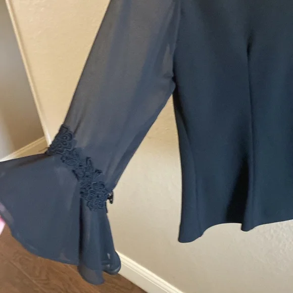 Sandra Darren Black Ruffled 3/4 Sleeve Blouse - Picture 6 of 7